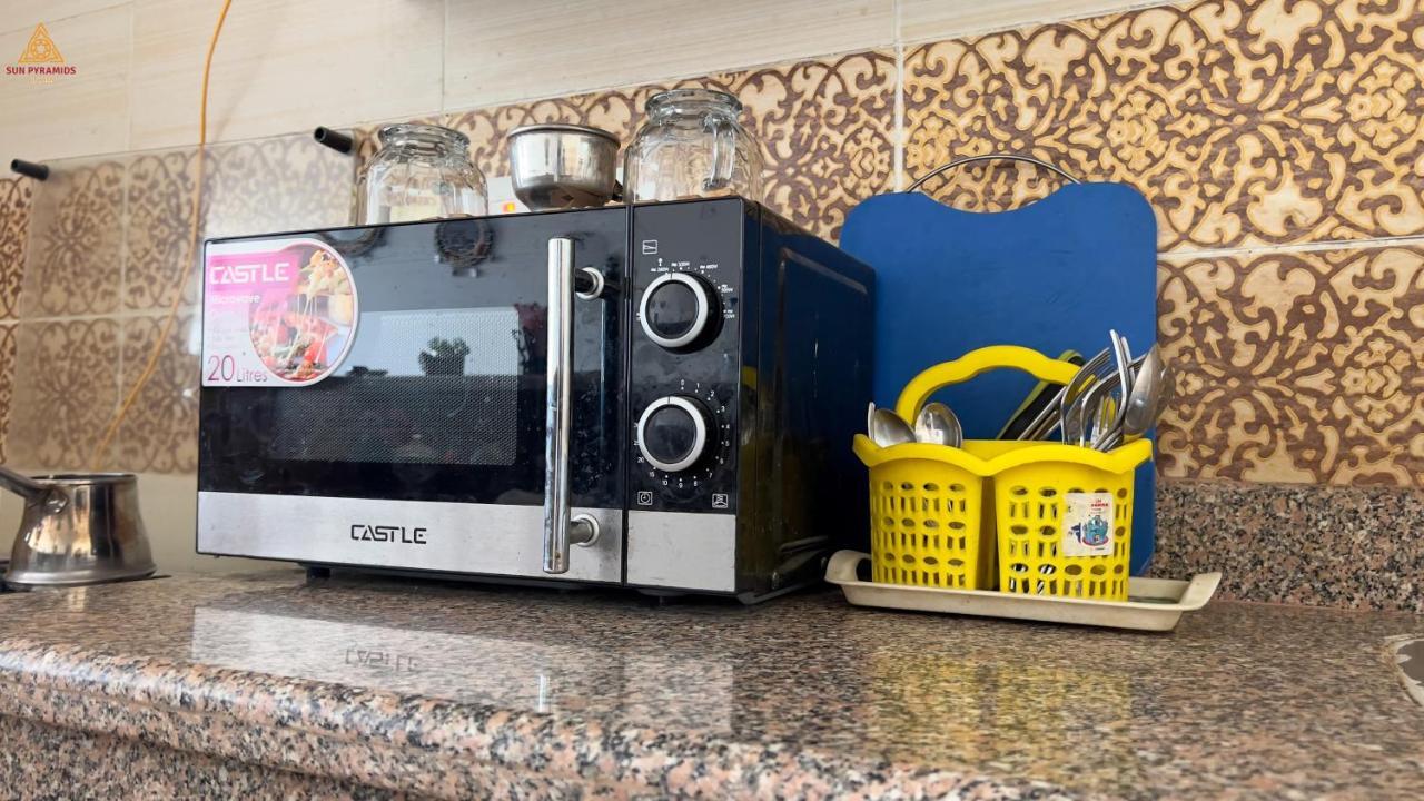 Full Pyramids View Apartment With Balcony For 8 P Kafrat al Jabal Екстер'єр фото