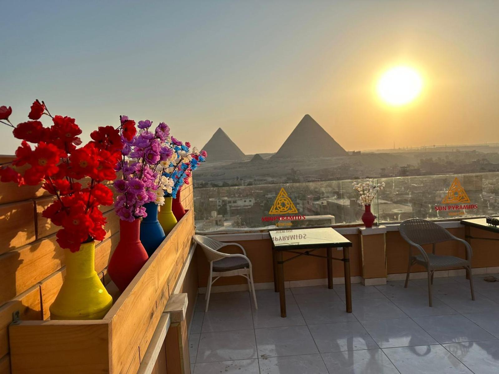 Full Pyramids View Apartment With Balcony For 8 P Kafrat al Jabal Екстер'єр фото
